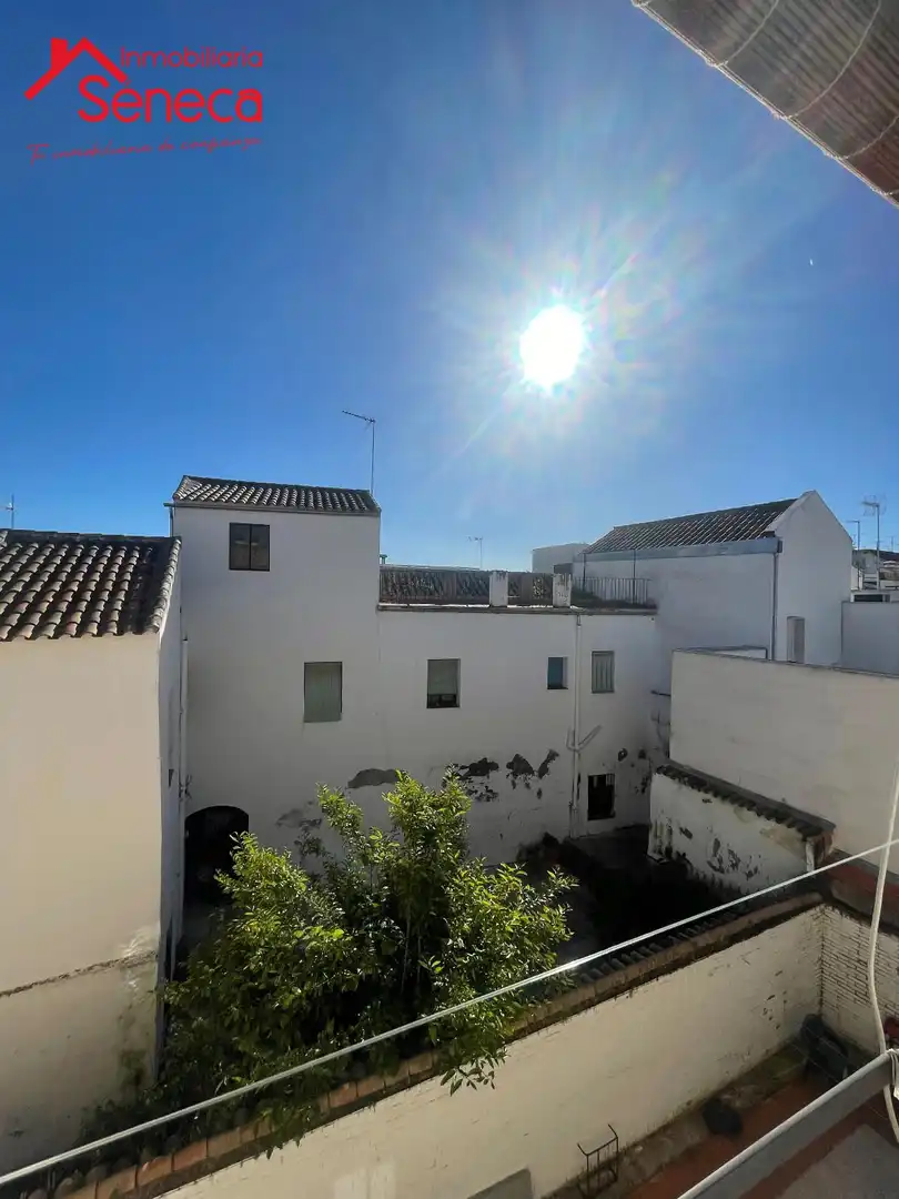 Exterior view of Flat for sale in Córdoba  with Heating, Storage room and Furnished
