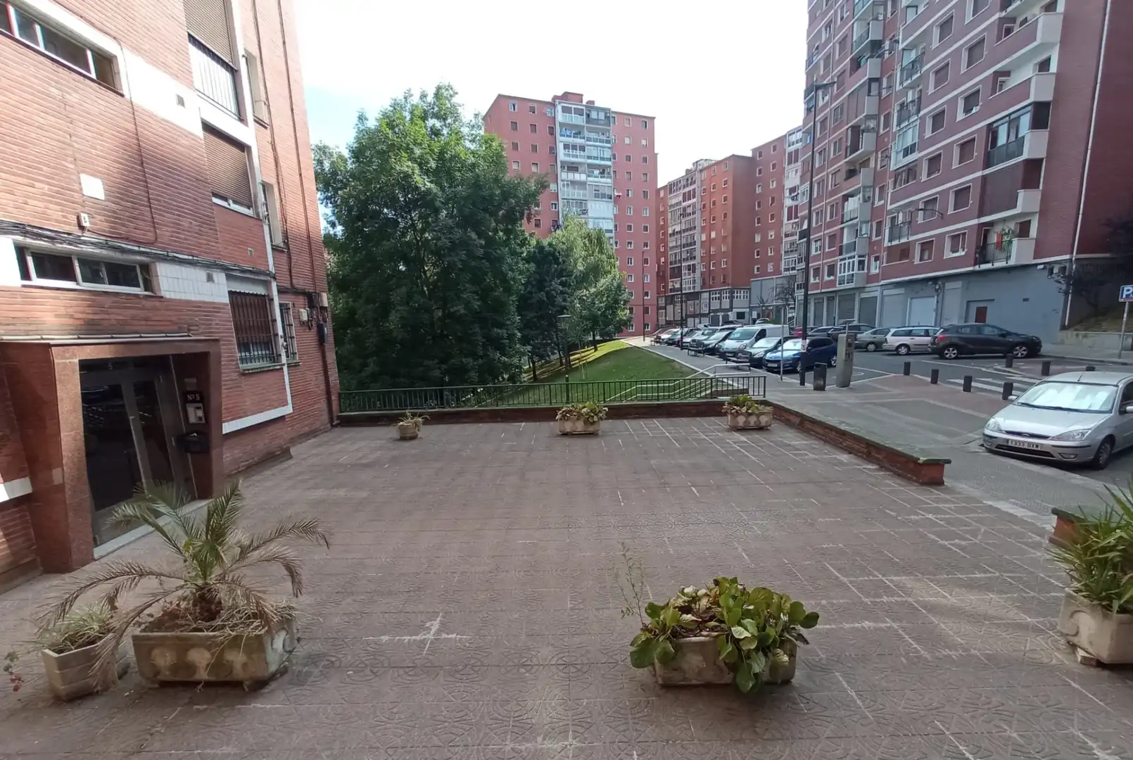 Aparcament de Pis en venda en Bilbao  amb Terrassa, Forn i Rentadora