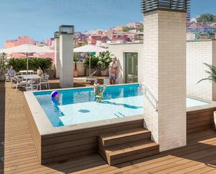 Swimming pool of Flat for sale in  Barcelona Capital  with Air Conditioner, Heating and Terrace