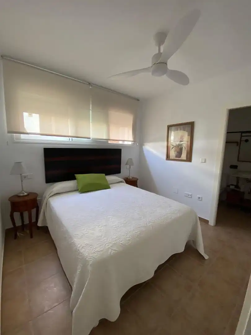 Habitación de Piso en venta en Vera con Aire acondicionado, Jardín privado y Terraza