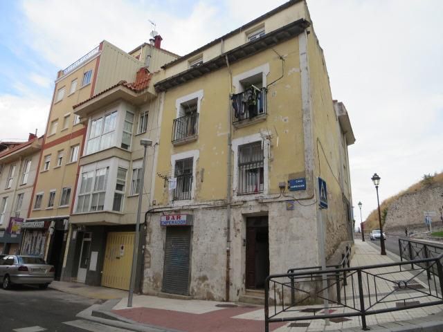 Vista exterior de Àtic en venda en Burgos Capital amb Parquet