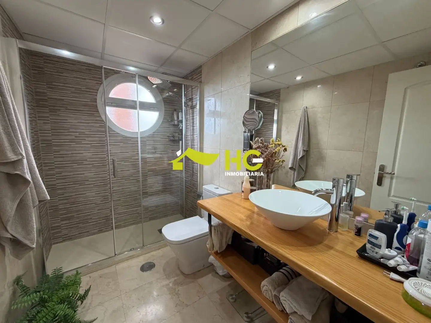 Badezimmer von Dachboden zur Miete in Villaviciosa de Odón mit Klimaanlage, Heizung und Terrasse