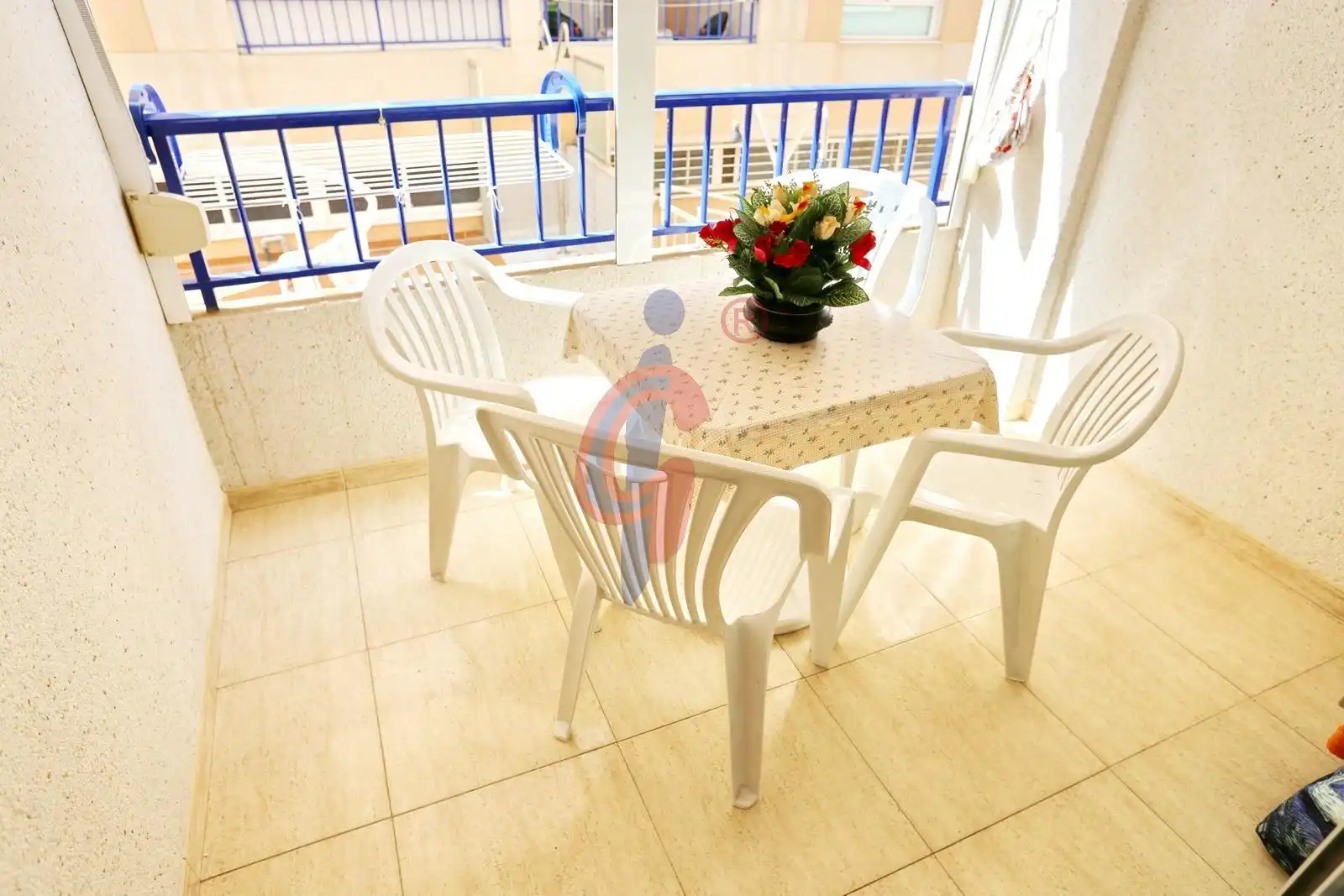 Terraza de Apartamento en venta en Guardamar del Segura con Terraza, Amueblado y Piscina comunitaria