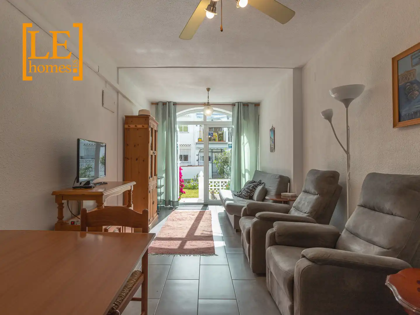 Sala de estar de Planta baja en venta en Torrevieja con Aire acondicionado, Amueblado y Horno