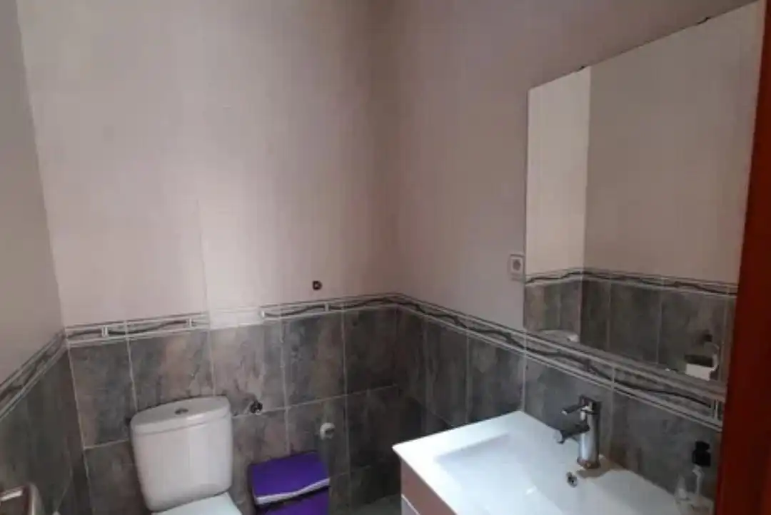 Baño de Local de alquiler en Albacete con Aire acondicionado y Amueblado
