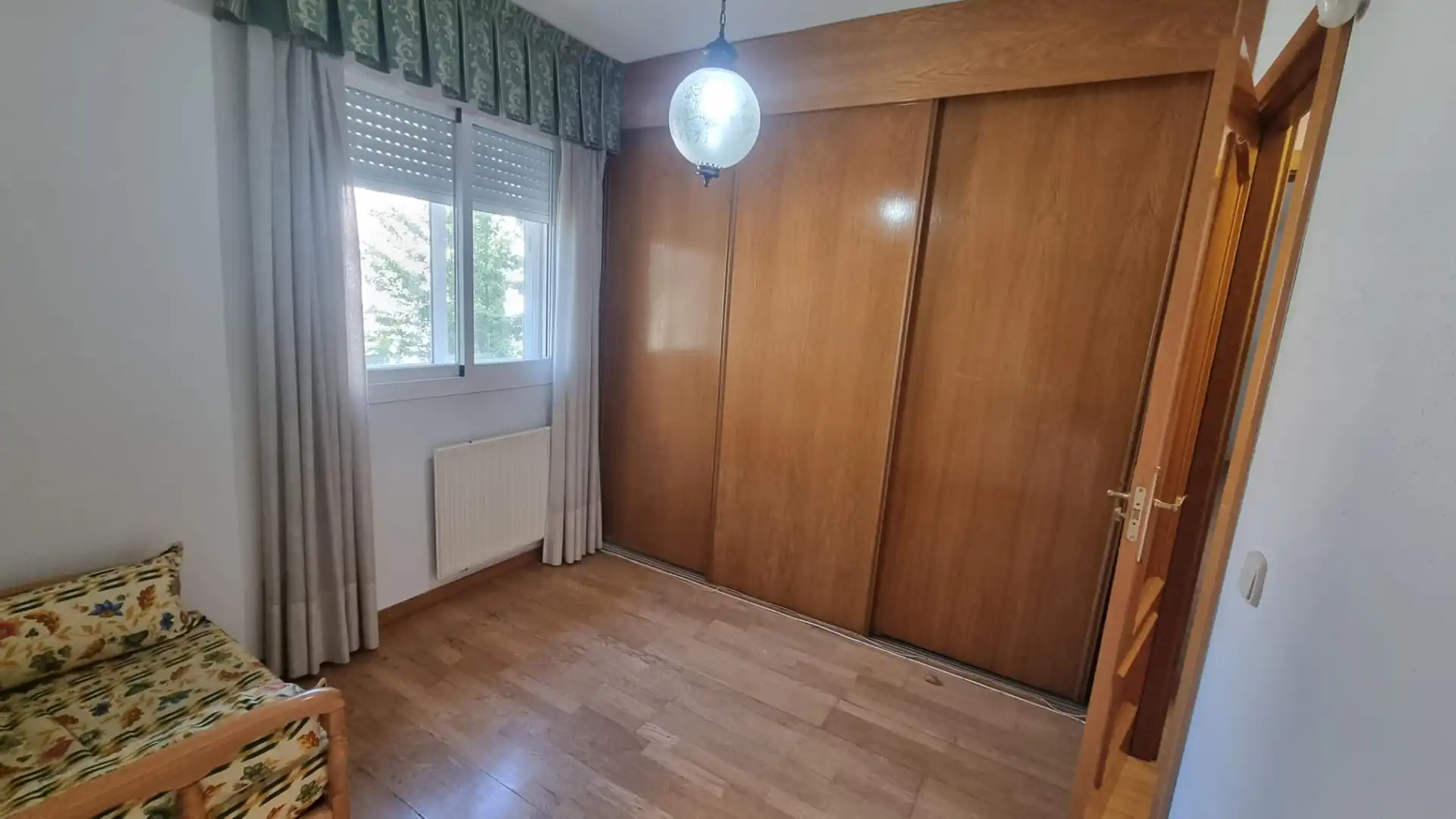 Dormitori de Pis en venda en Collado Villalba amb Calefacció, Parquet i Terrassa