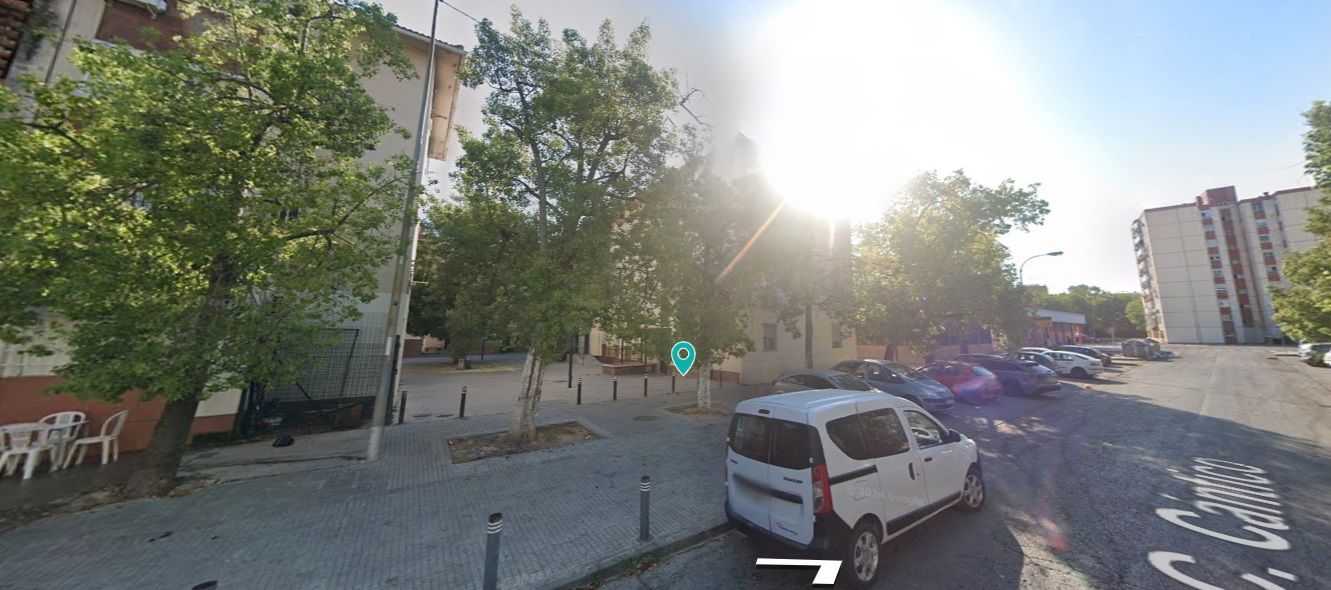 Aparcament de Pis en venda en  Sevilla Capital