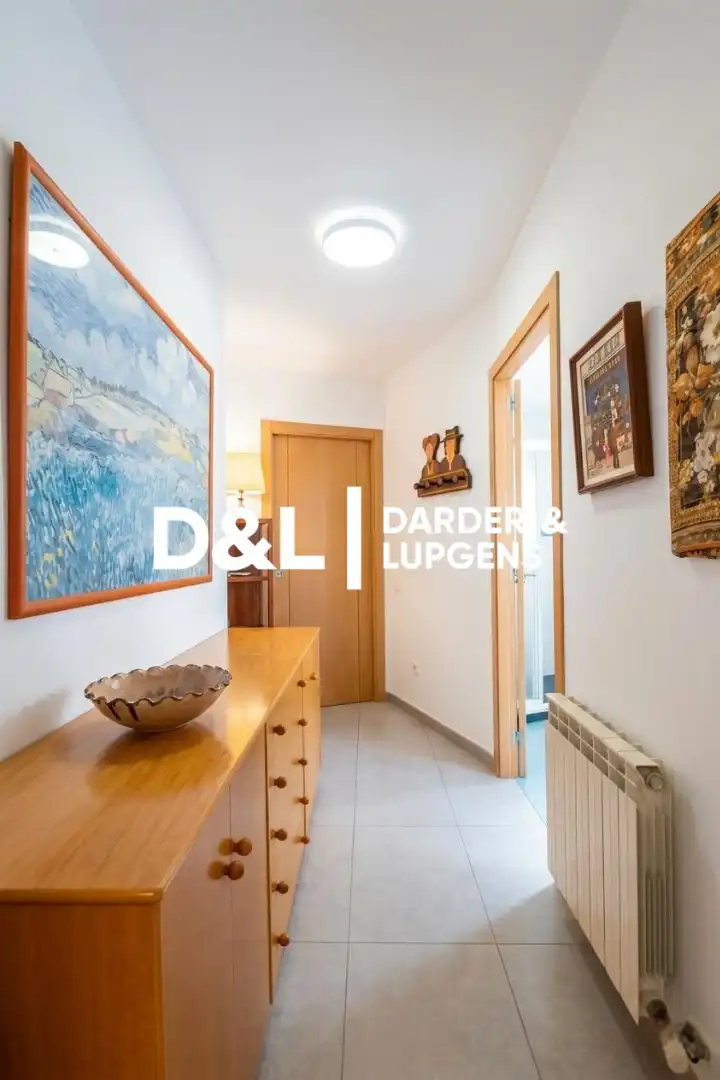 Piso en venta en Vilanova i la Geltrú con Calefacción, Trastero y Balcón