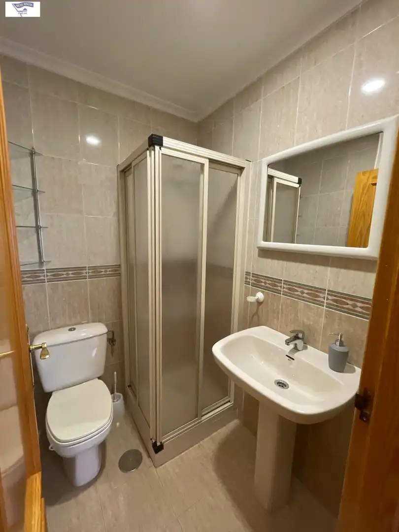 Bathroom of Apartments for rent in Albacete  with Air Conditioner, Heating and Storage room