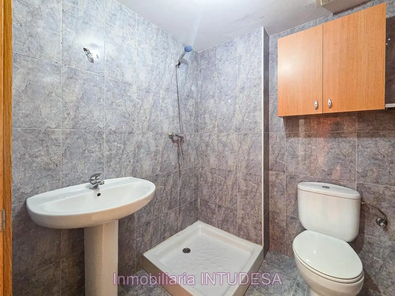 Baño de Casa adosada en venta en Murchante con Calefacción, Jardín privado y Terraza