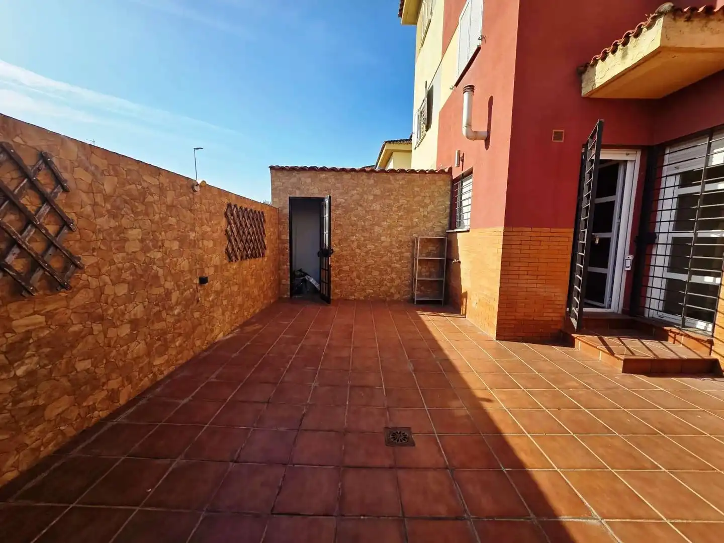 Terrace of Detached homes for sale in Castilleja de la Cuesta  with Air Conditioner, Terrace and Storage room