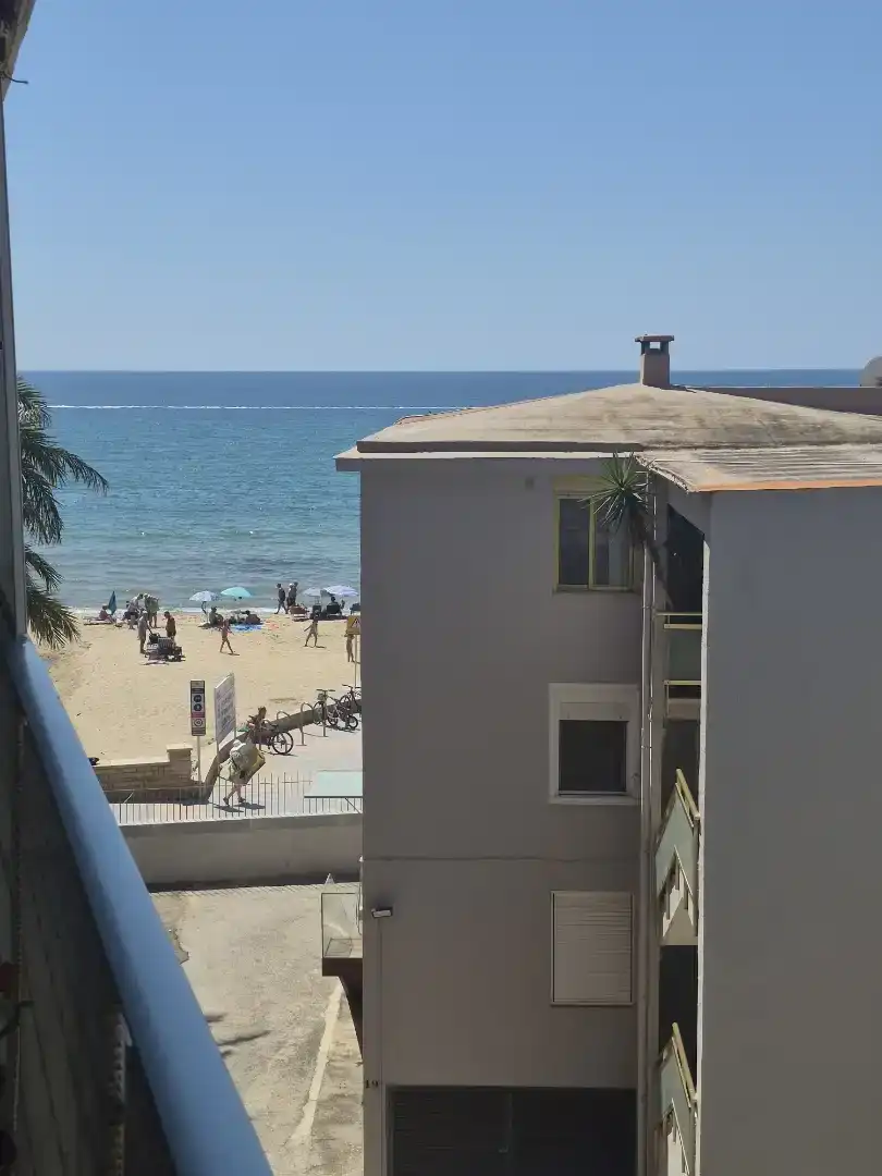 Außenansicht von Wohnung zum Verkauf in Salou mit Klimaanlage
