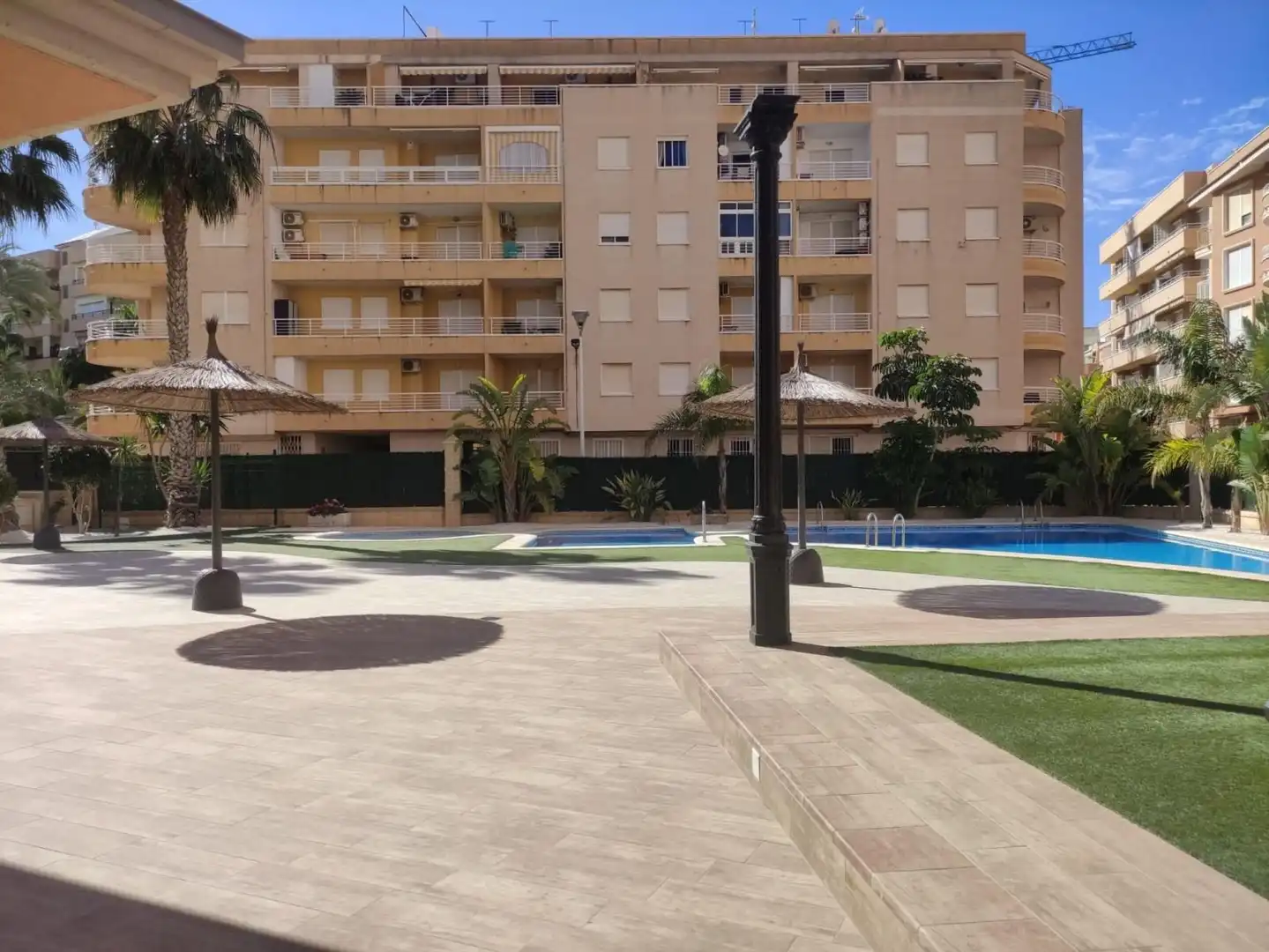 Piscina de Dúplex en venta en Playa de los Locos