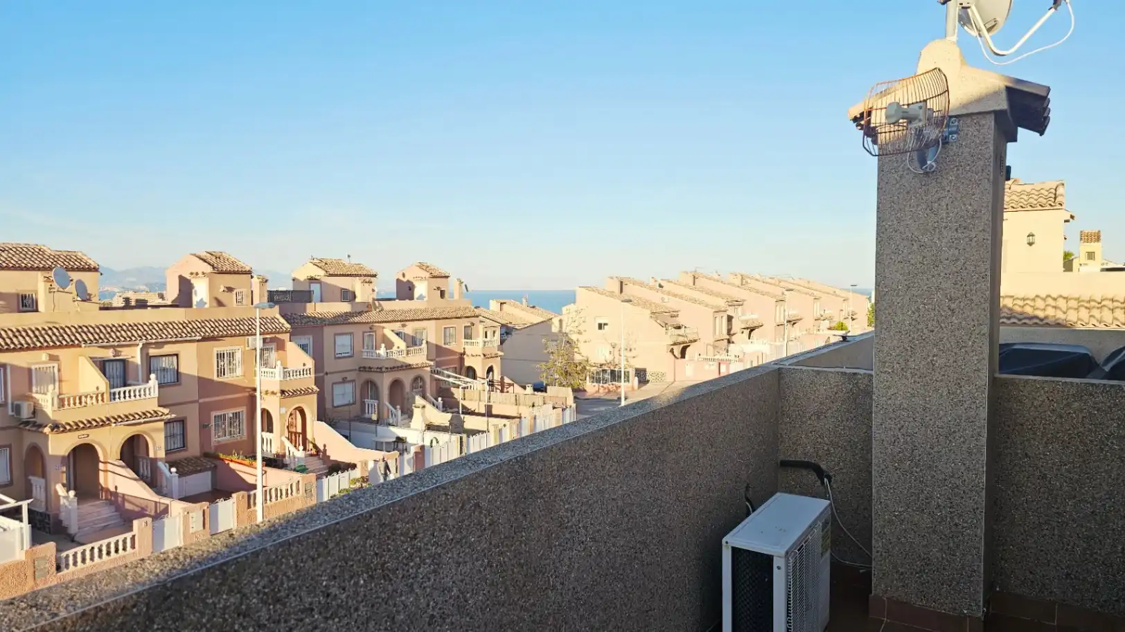 Terraza de Dúplex de alquiler en Santa Pola con Aire acondicionado, Calefacción y Terraza