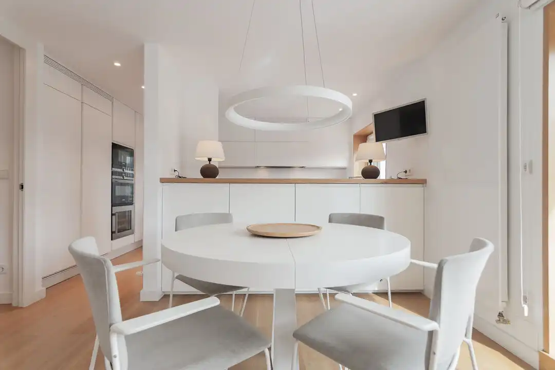 Comedor de Ático en venta en  Pamplona / Iruña con Calefacción, Terraza y Alarma