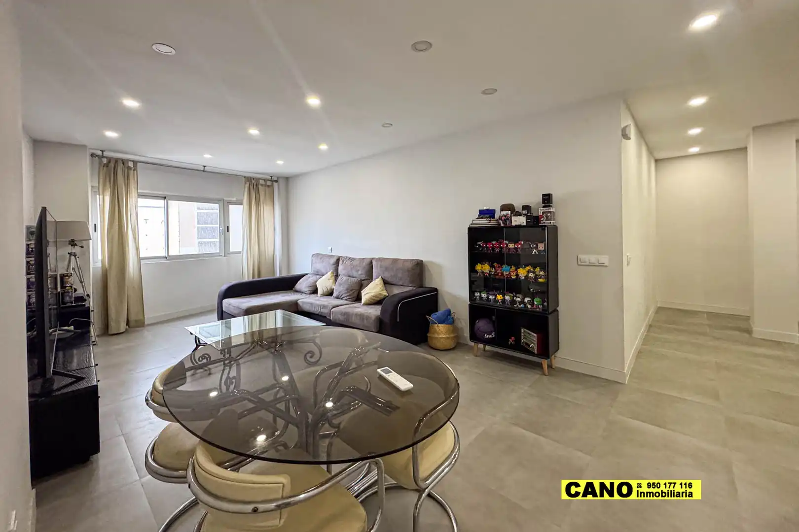 Piso en venta en Paseo de Almeria, Centro