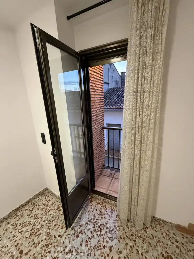 Terrassa de Pis per a compartir en La Font d'en Carròs amb Aire condicionat, Traster i Moblat