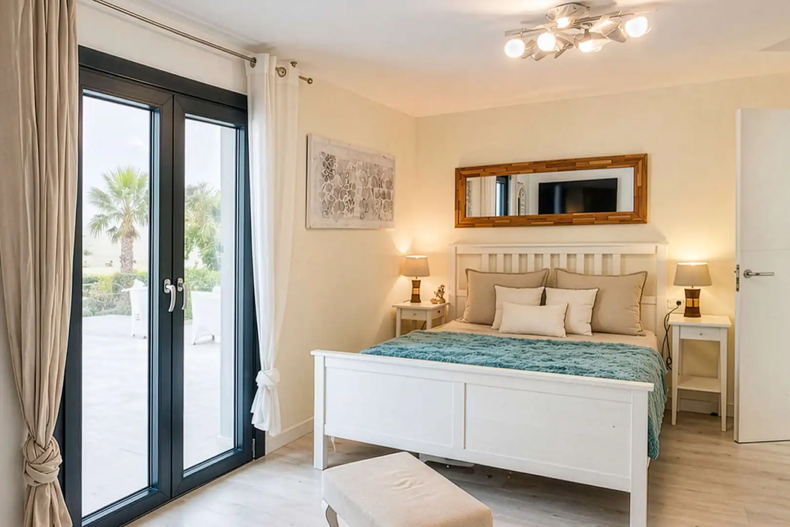 Habitación de Finca rústica en venta en Sineu con Aire acondicionado, Terraza y Amueblado