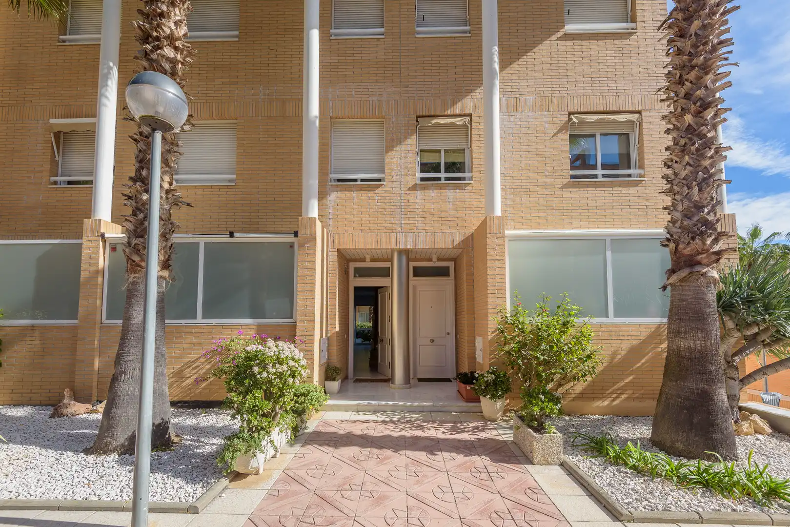 Vista exterior de Dúplex en venda en Tarragona amb Aire condicionat, Calefacció i Jardí privat