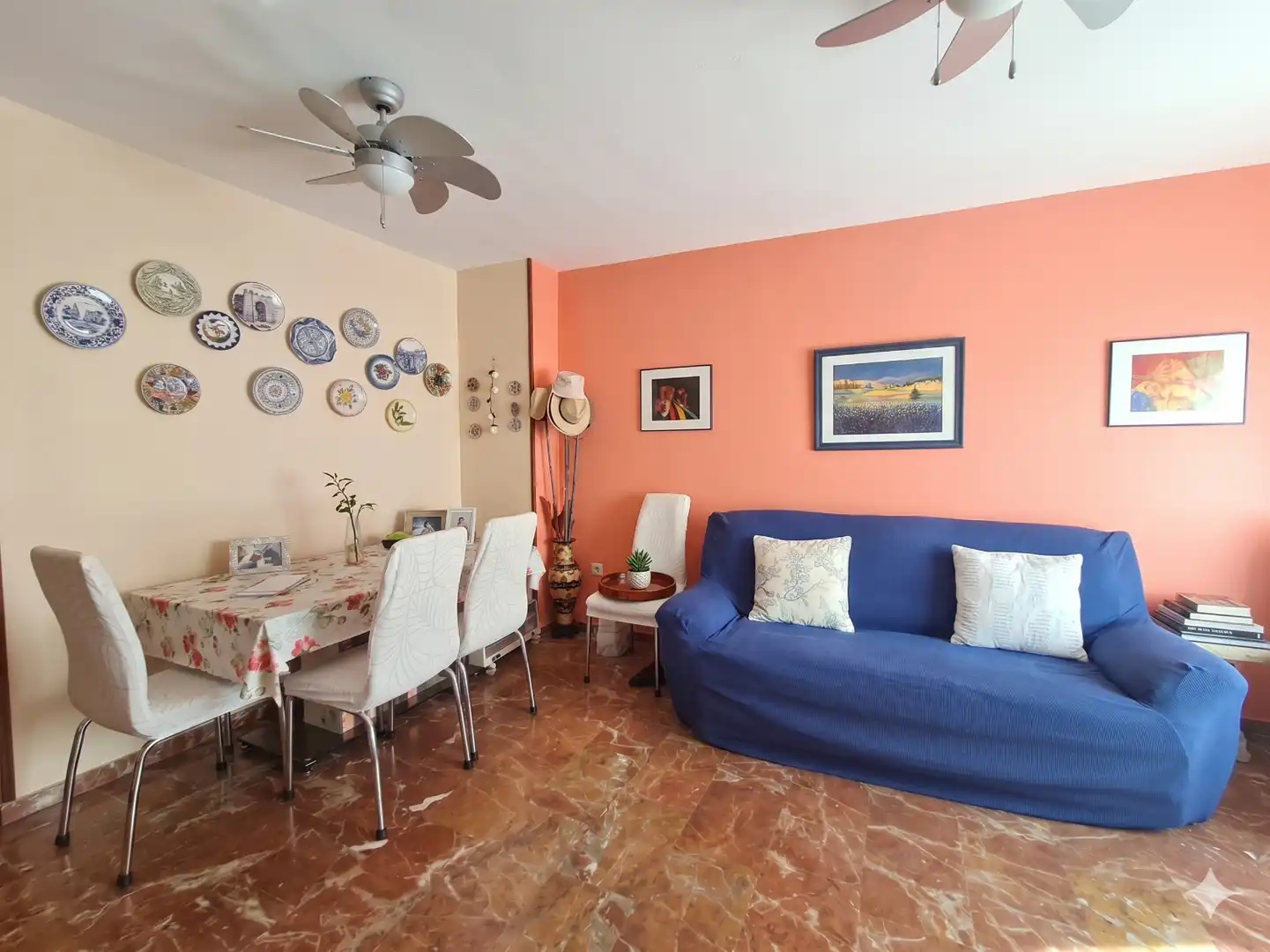Sala de estar de Planta baja en venta en Torrox con Aire acondicionado, Piscina y Amueblado