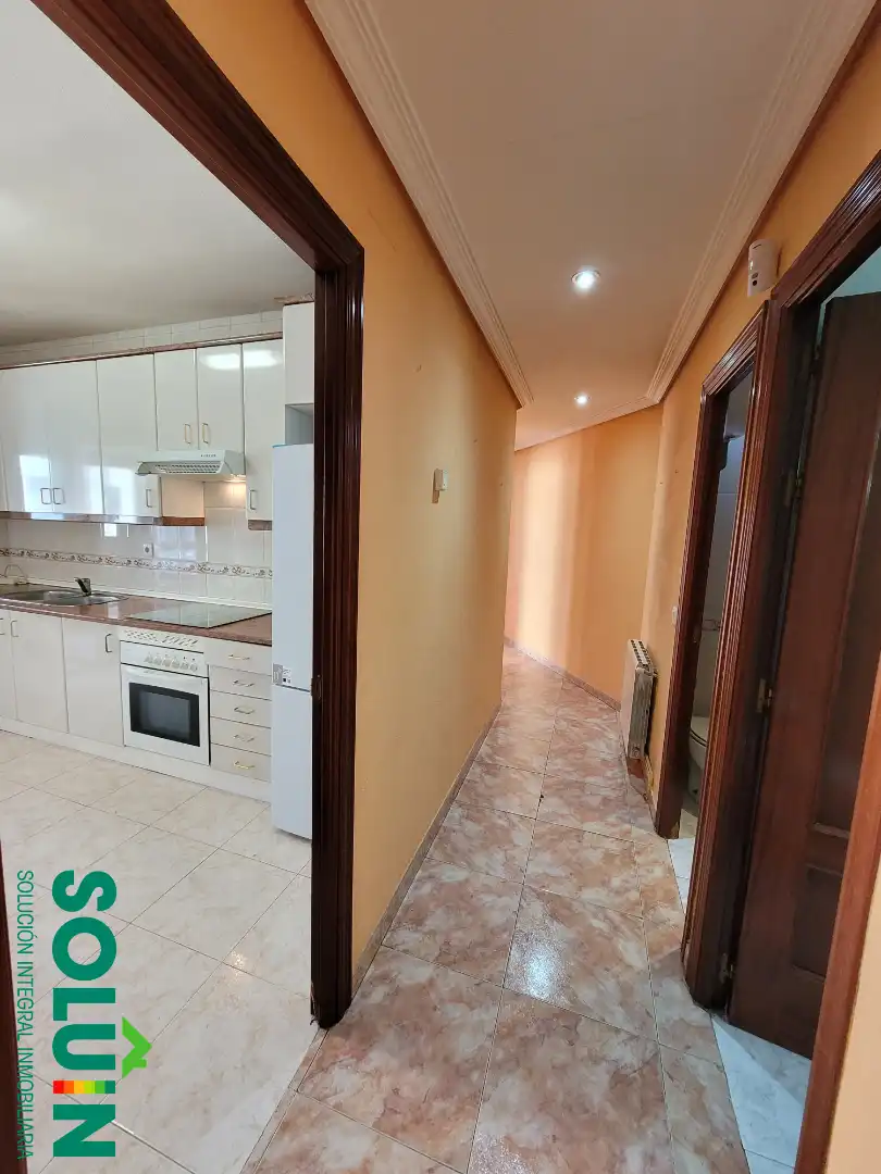 Piso en venta en Fuenlabrada con Calefacción, Trastero y Horno