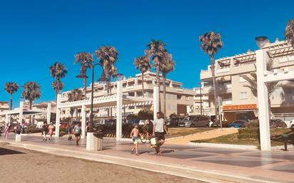 Vista exterior de Apartament en venda en Torremolinos amb Aire condicionat, Terrassa i Moblat