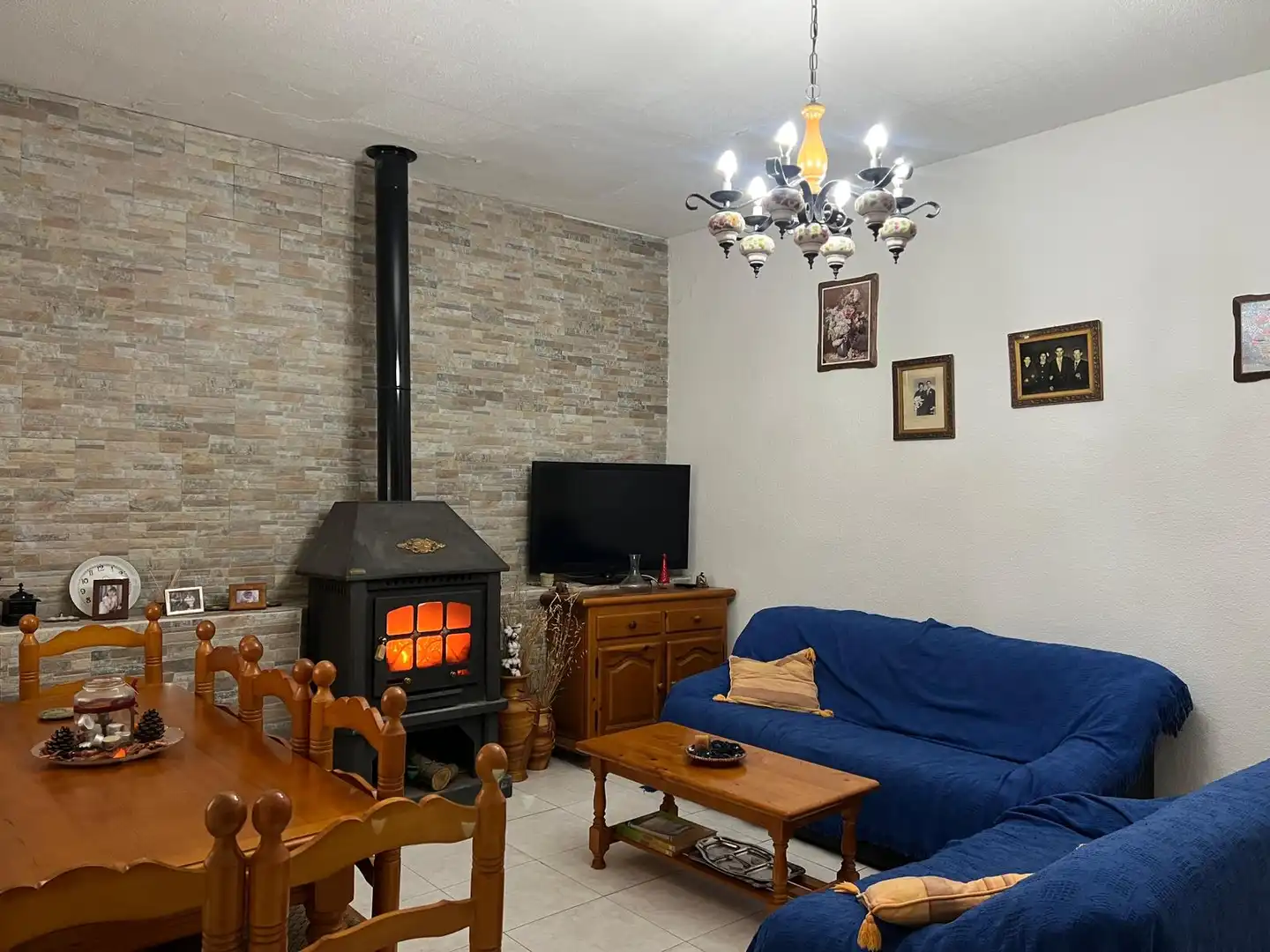Sala de estar de Casa o chalet en venta en Escopete con Jardín privado, Trastero y Piscina