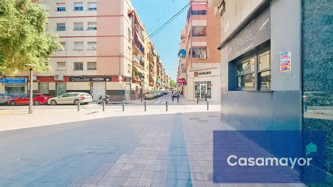 Vista exterior de Local en venta en Alicante / Alacant con Aire acondicionado