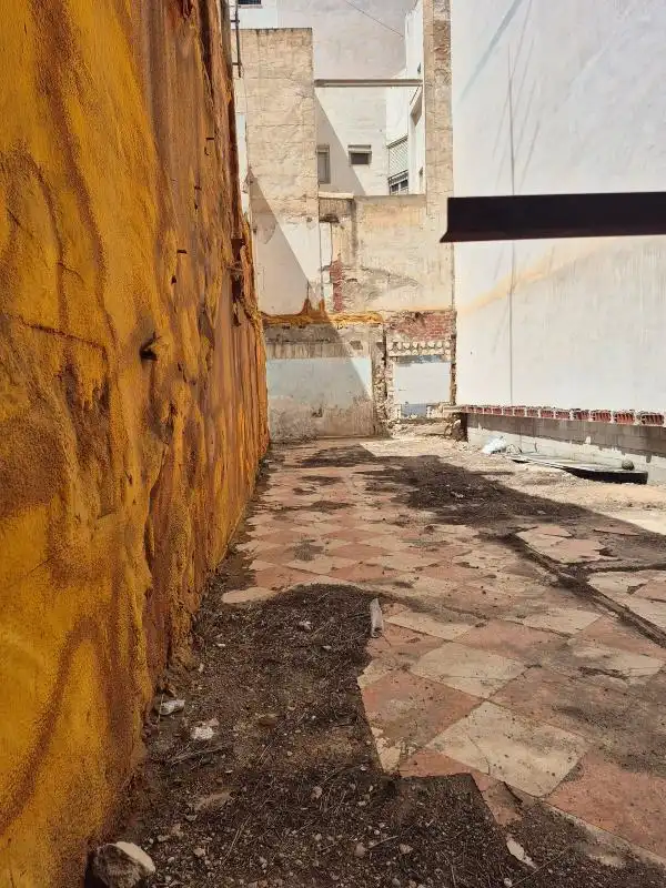 Terreno residencial en venta en Carrer Manuel Safon Santamaria, imagen 3