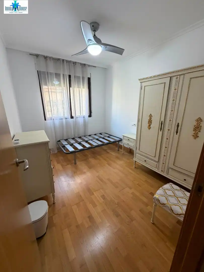 Detached homes for rent in Imaginalia - Llanos del Águila