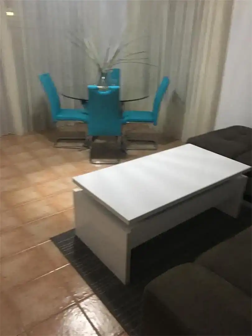 Sala d'estar de Casa adosada en venda en Arrecife amb Aire condicionat, Jardí privat i Traster