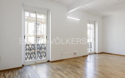 Living room of Apartment for sale in  Valencia Capital  with Air Conditioner, Heating and Parquet flooring
