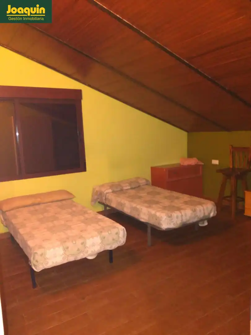 Bedroom of Houses for sale in Córdoba  with Private garden and Swimming Pool