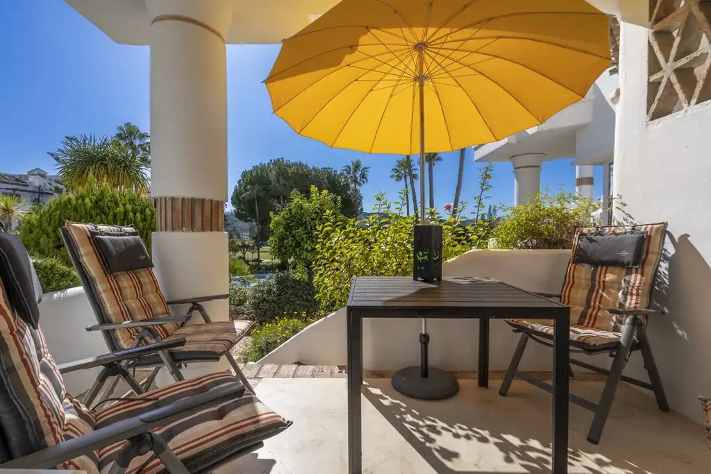 Bajo con piscina en venta en Mijas Golf, imagen 3