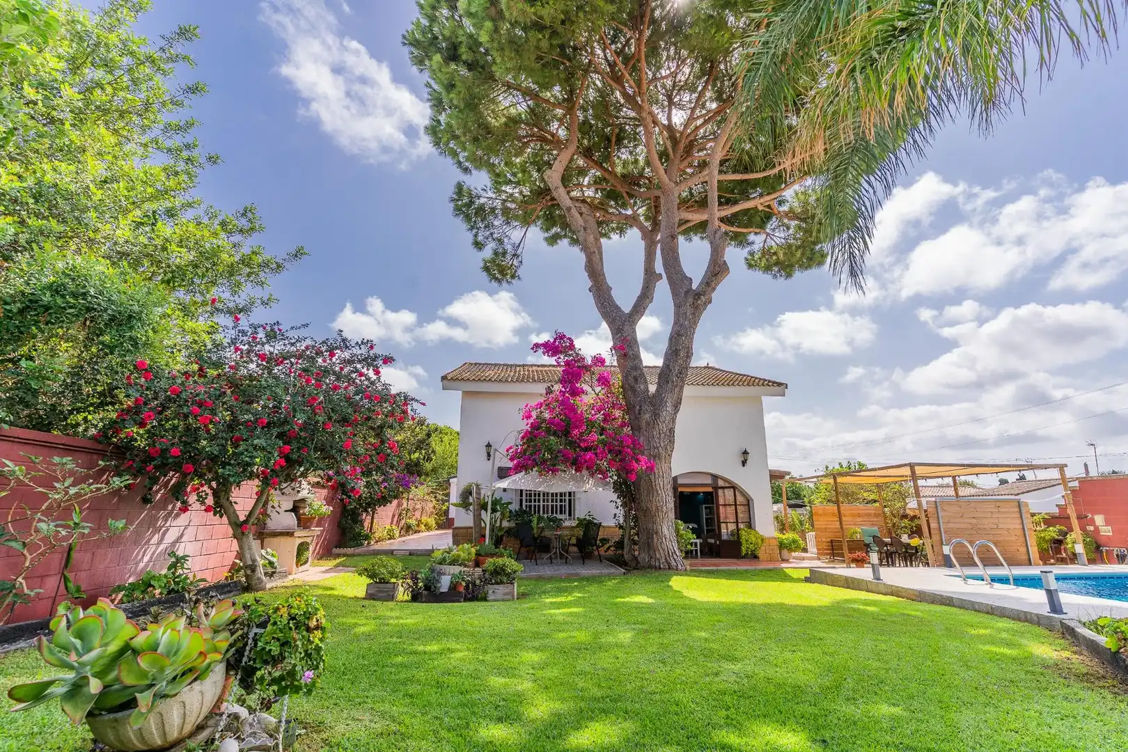 Jardín de Casa o chalet en venta en Chiclana de la Frontera con Jardín privado, Trastero y Piscina