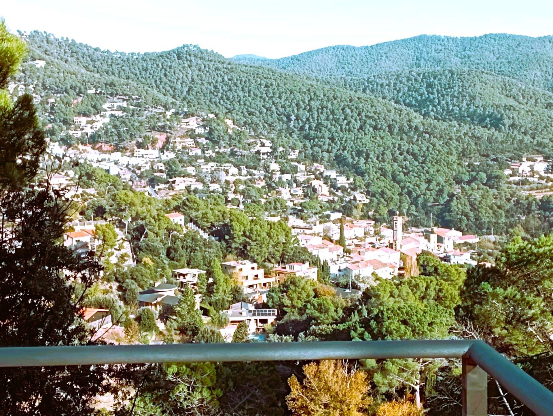 Exterior view of House or chalet for sale in Castellar del Vallès  with Heating, Private garden and Terrace