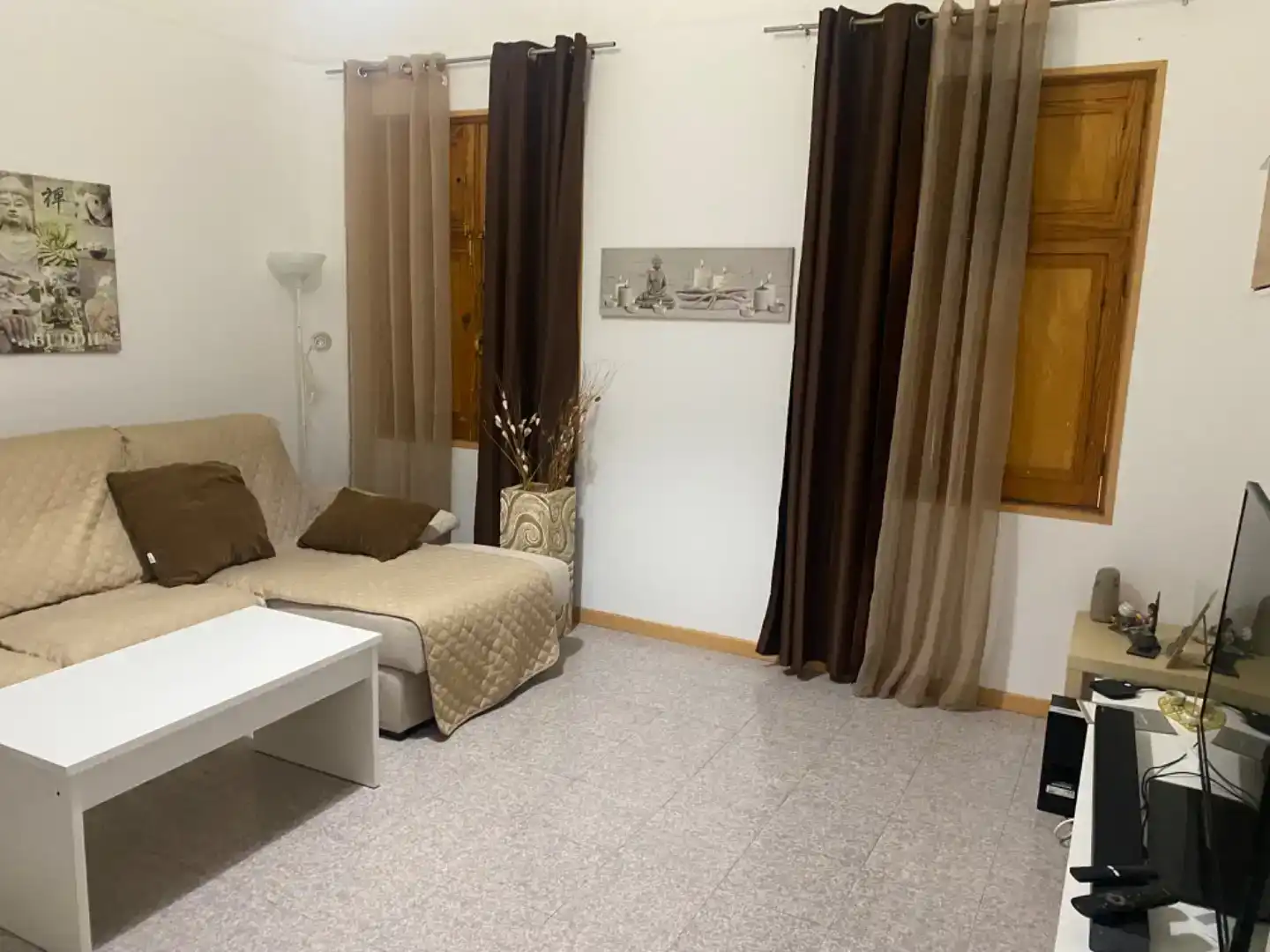 Sala d'estar de Casa adosada en venda en Las Palmas de Gran Canaria amb Moblat