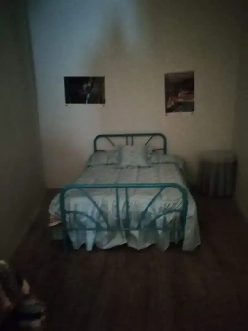 Bedroom of Flat for sale in Castilblanco