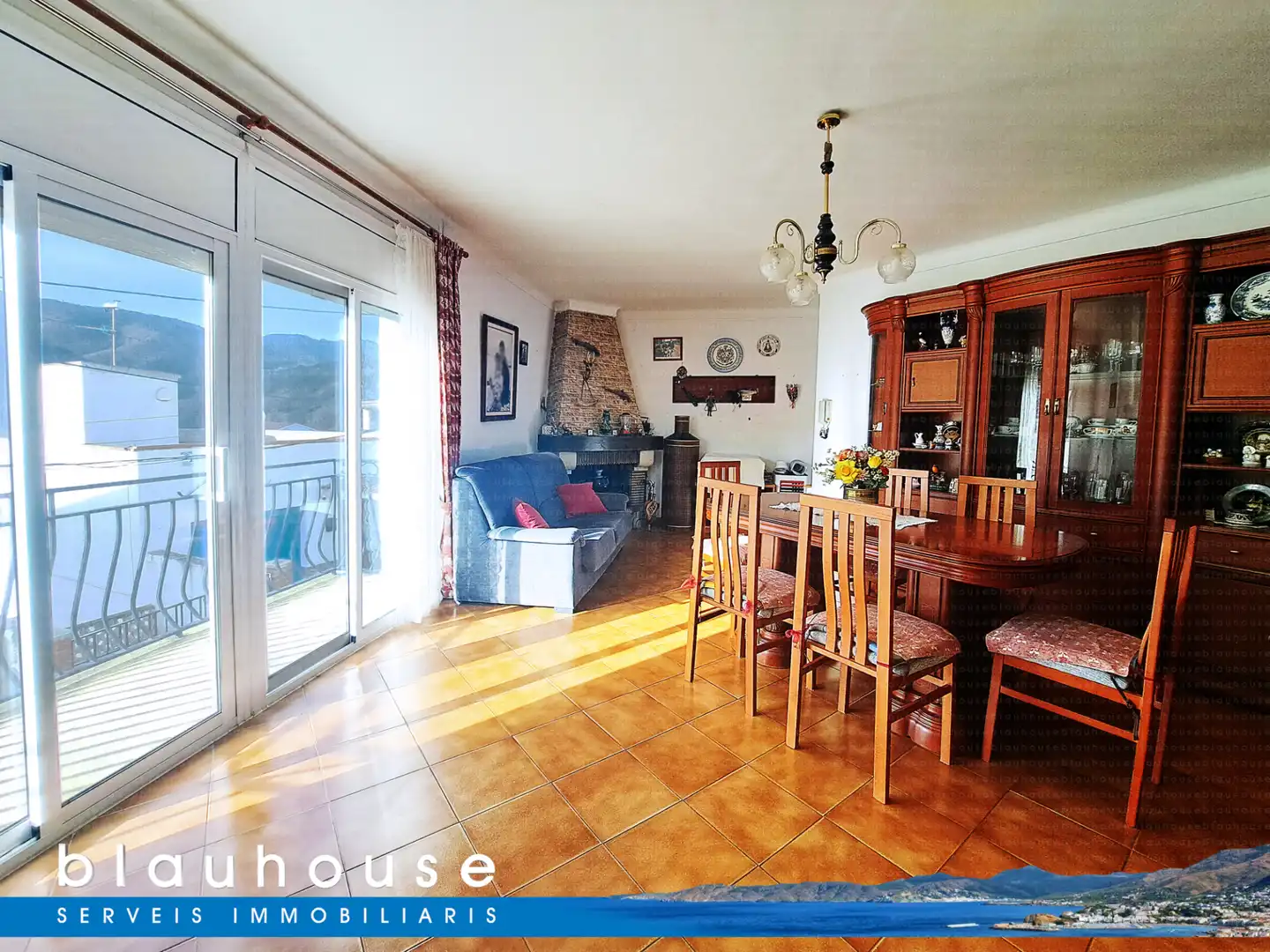 Sala de estar de Casa o chalet en venta en Portbou con Calefacción, Terraza y Trastero