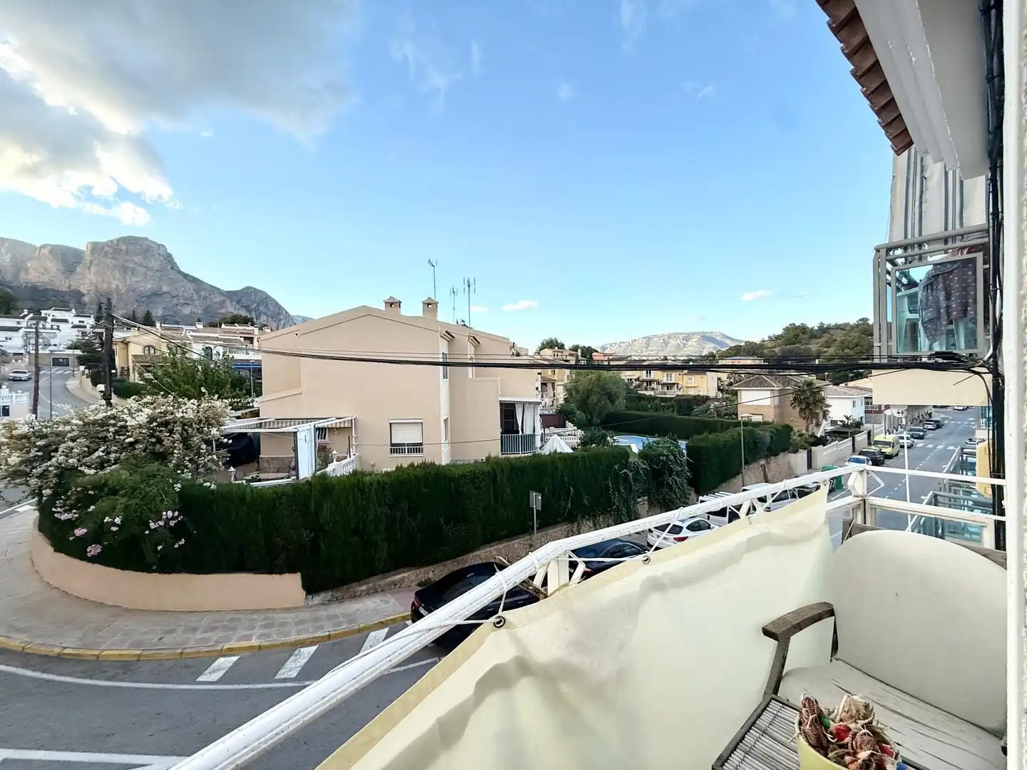 Vista exterior de Casa o chalet en venta en La Nucia con Aire acondicionado, Terraza y Trastero