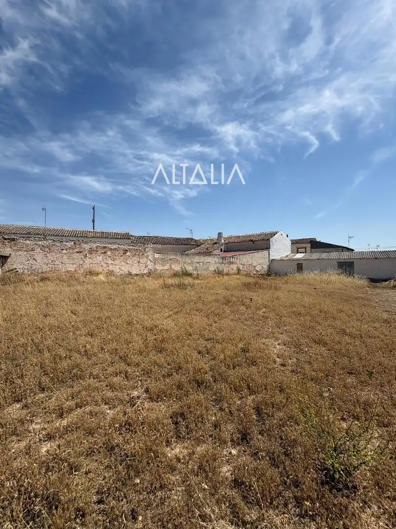 Land for sale in Villamayor de Santiago