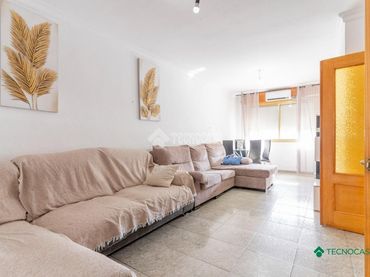 Casa aparellada en venda a La Gangosa