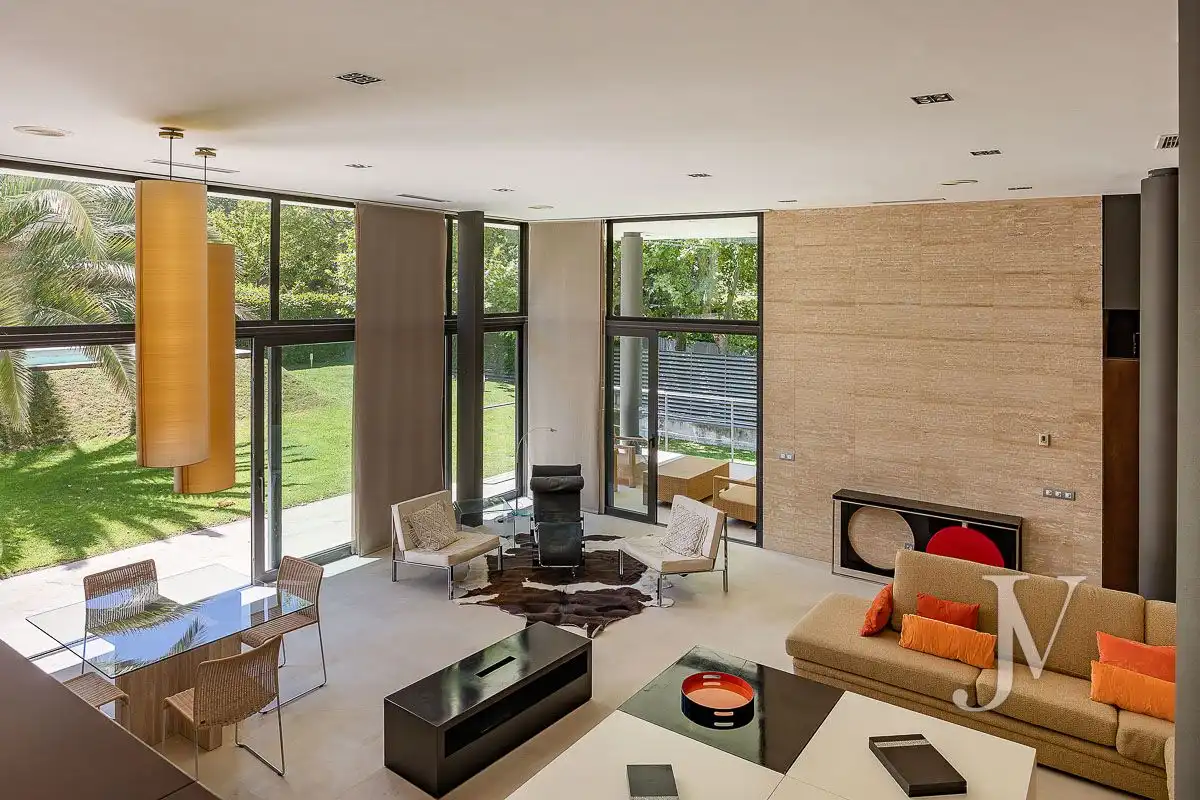 Sala de estar de Casa o chalet en venta en Madrid con Aire acondicionado, Calefacción y Jardín privado