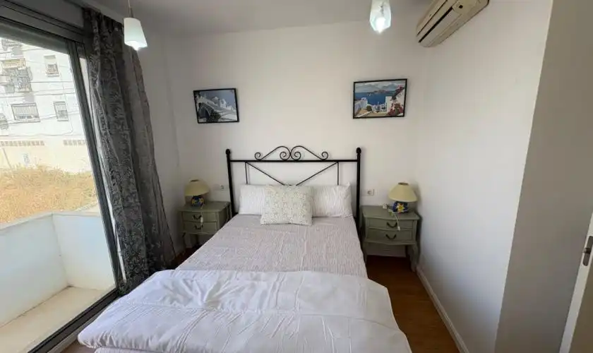 Schlafzimmer von Einfamilien-Reihenhaus zum Verkauf in Carboneras mit Klimaanlage, Terrasse und Abstellraum
