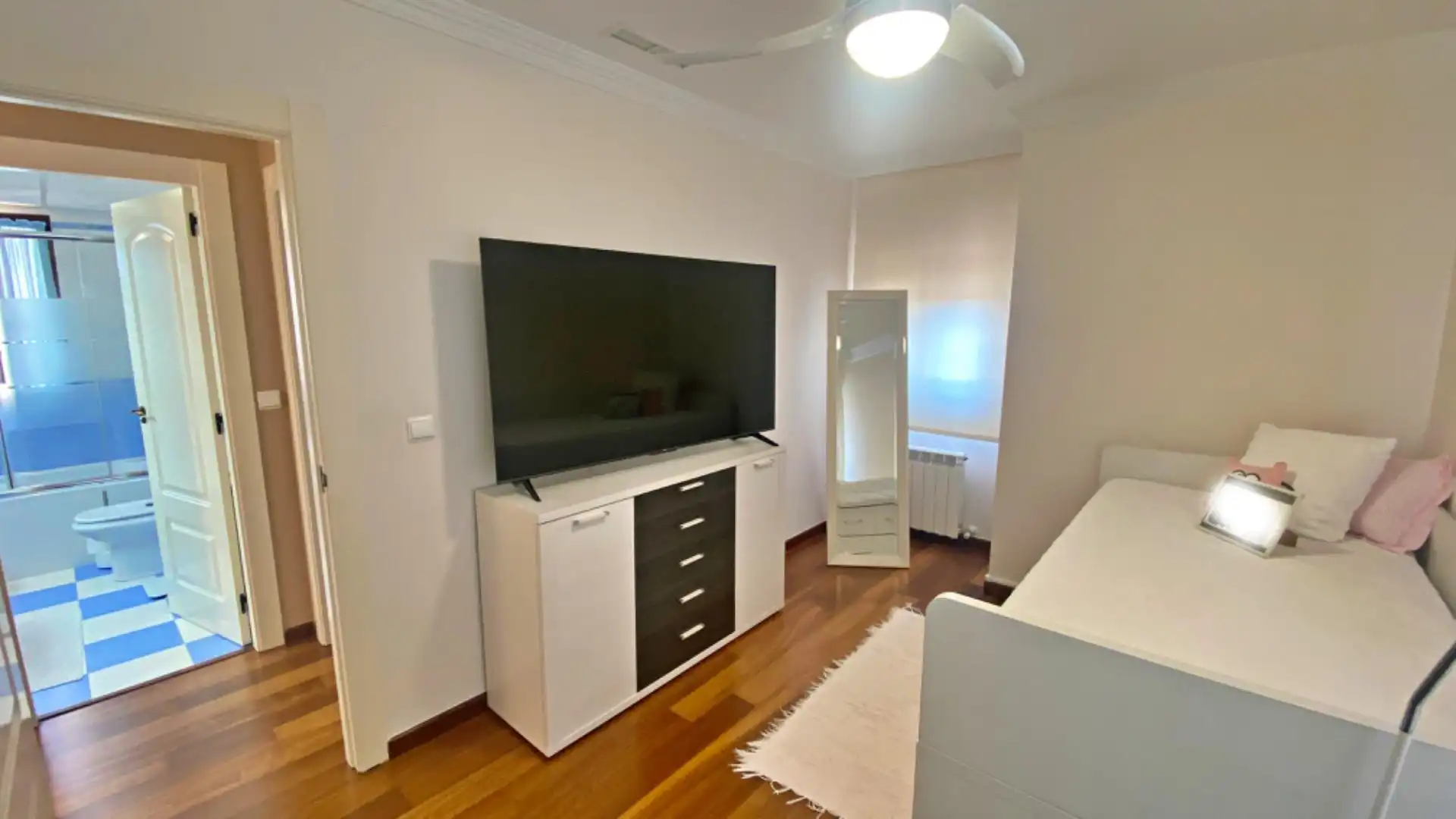 Chalet con piscina en venta en Playa de San Juan - El Cabo de las Huertas, imagen 26