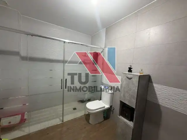 Bathroom of Flat for sale in Fuensalida  with Air Conditioner and Balcony