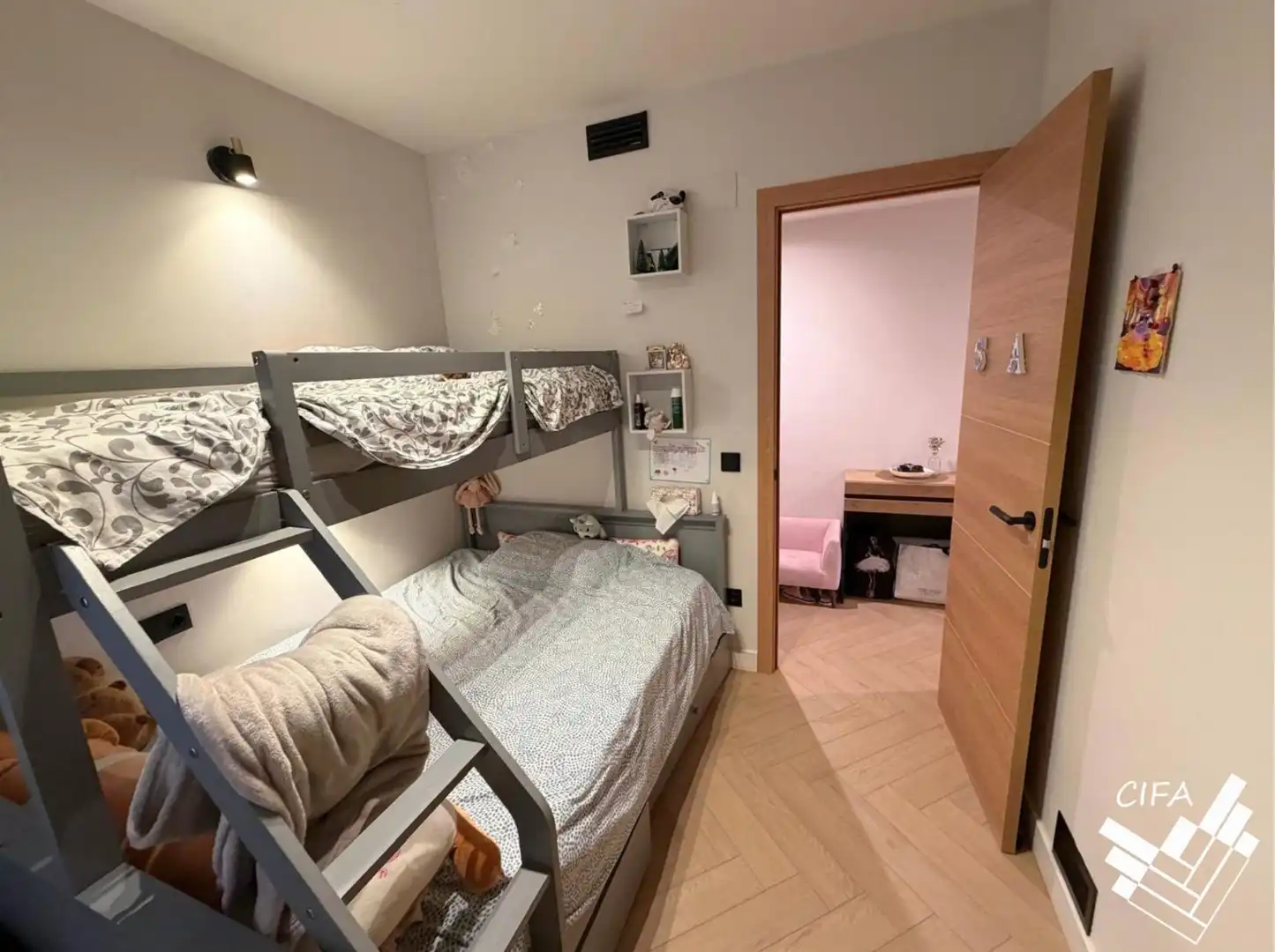 Schlafzimmer von Wohnung zum Verkauf in Benicarló mit Klimaanlage, Abstellraum und Balkon