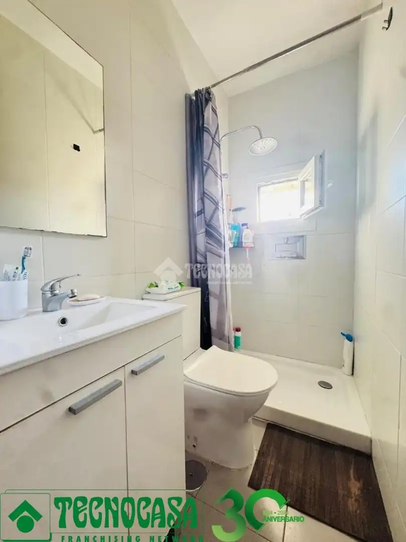 Baño de Piso en venta en Toledo con Calefacción y Balcón