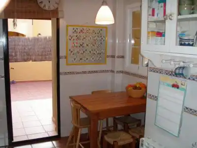 Cuina de Casa adosada en venda en El Puerto de Santa María amb Aire condicionat, Calefacció i Terrassa