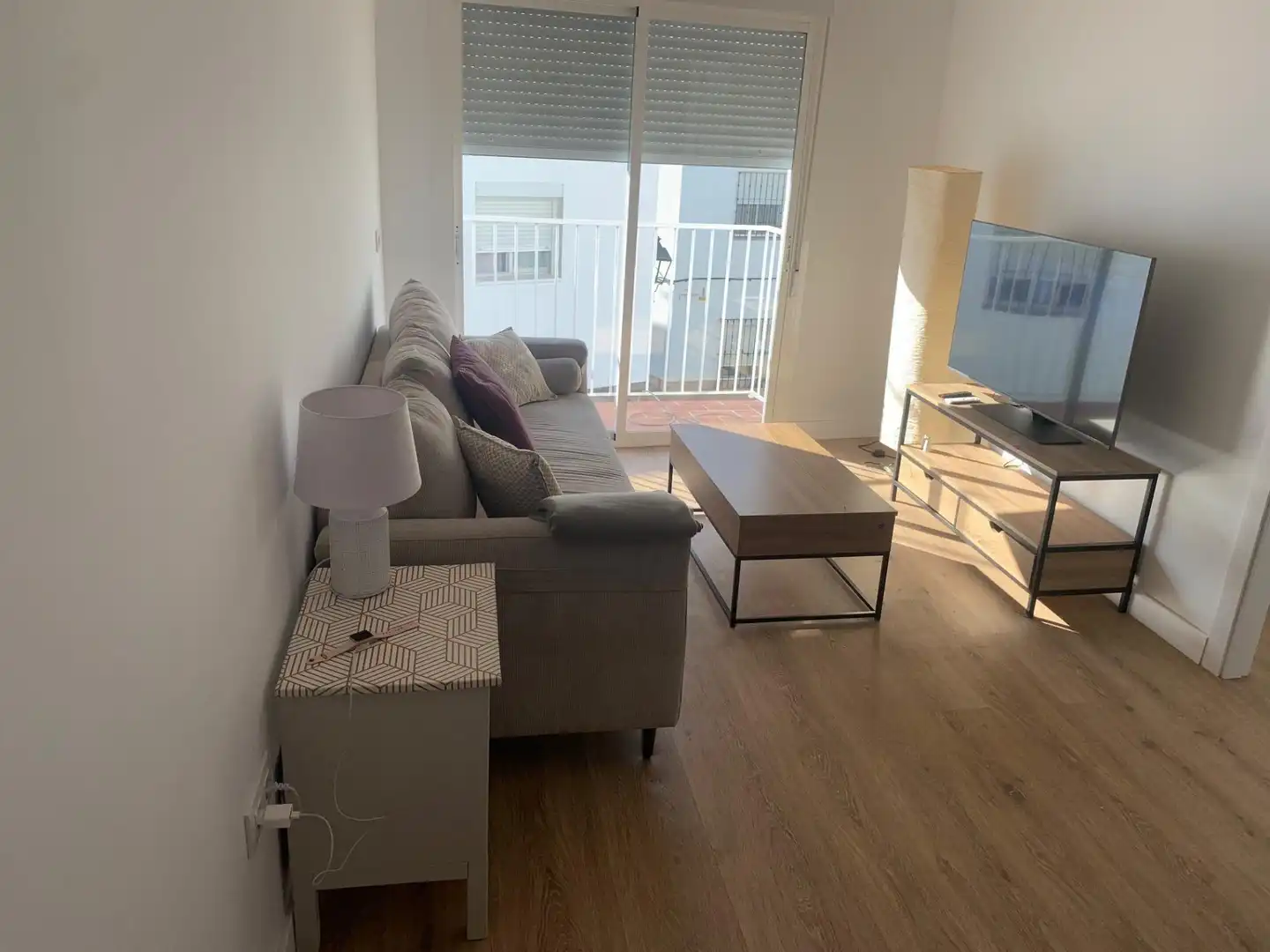 Flat with terrace for sale in Barbate ciudad